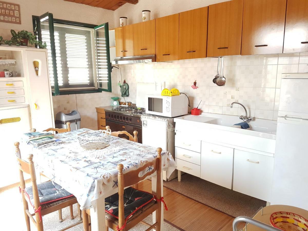 Casa Fronte Mare Puro Relax Villa Cava d'Aliga Ngoại thất bức ảnh